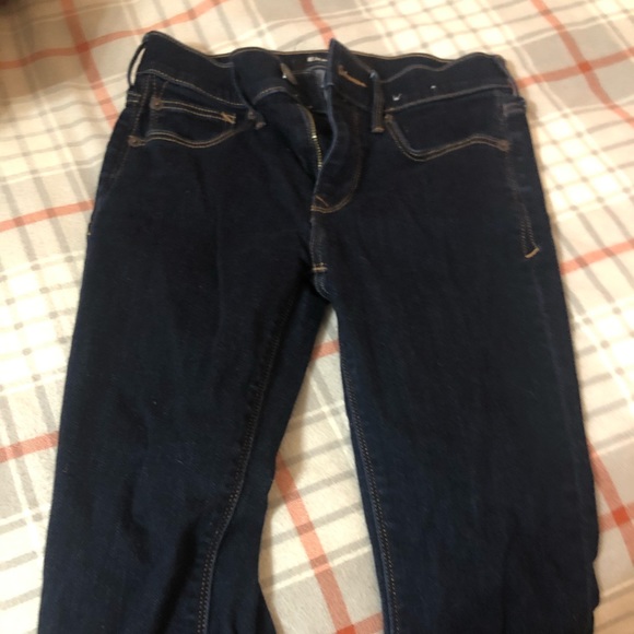 Mid rise size 2 skinny jeans - Picture 1 of 1